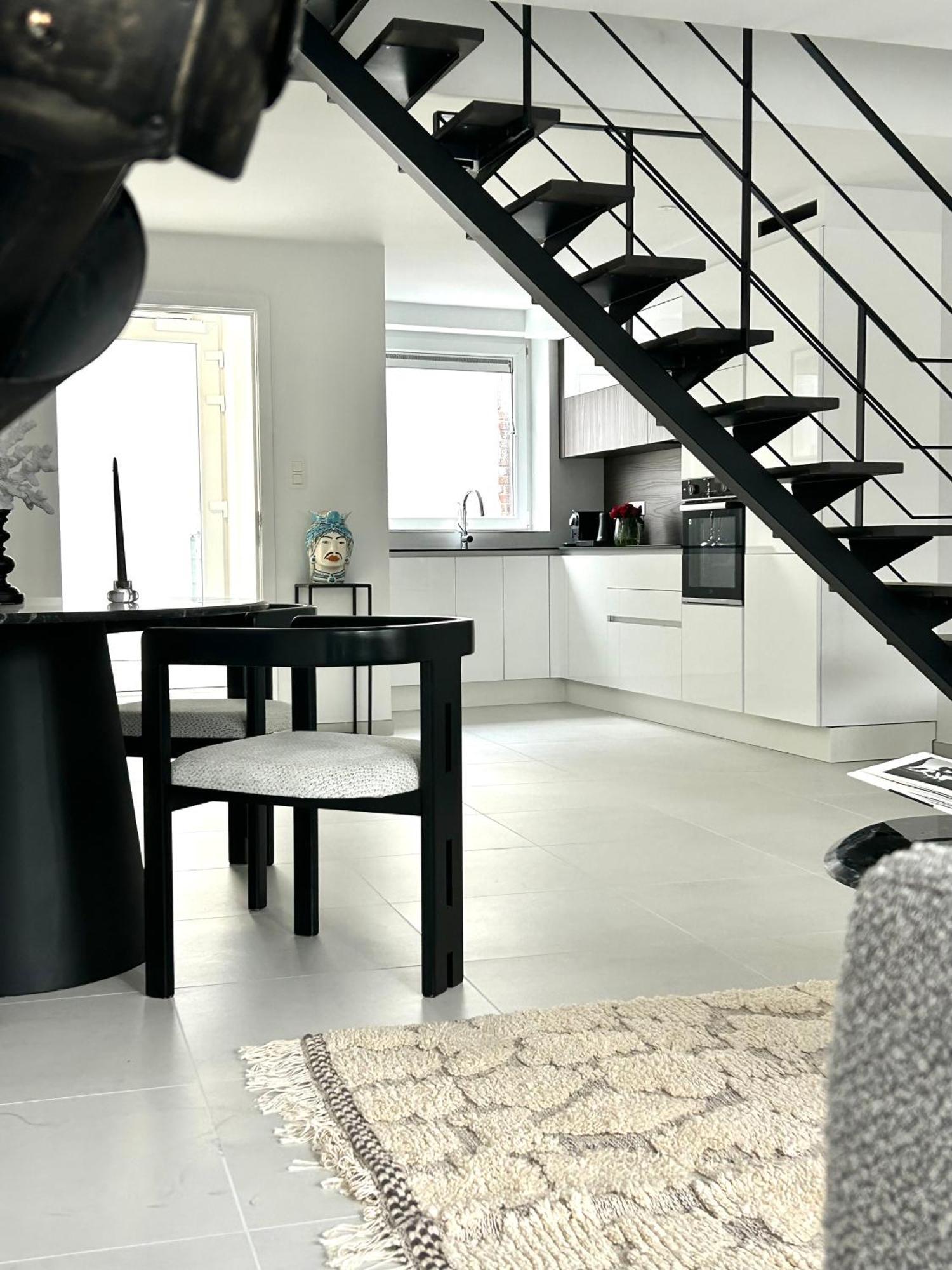 Phoenix Garden Apartment มงส์ ภายนอก รูปภาพ