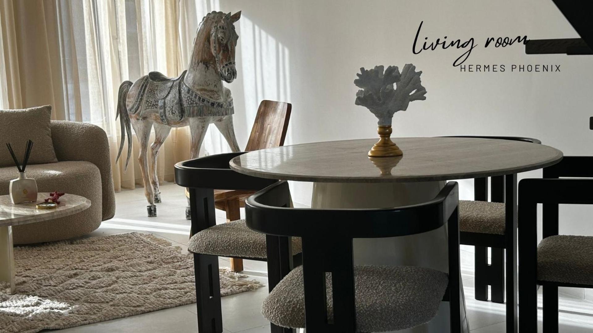 Phoenix Garden Apartment มงส์ ภายนอก รูปภาพ