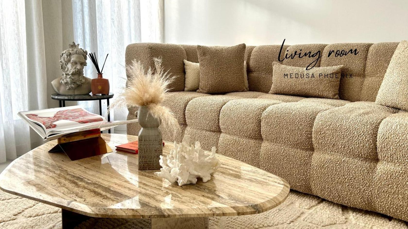 Phoenix Garden Apartment มงส์ ภายนอก รูปภาพ