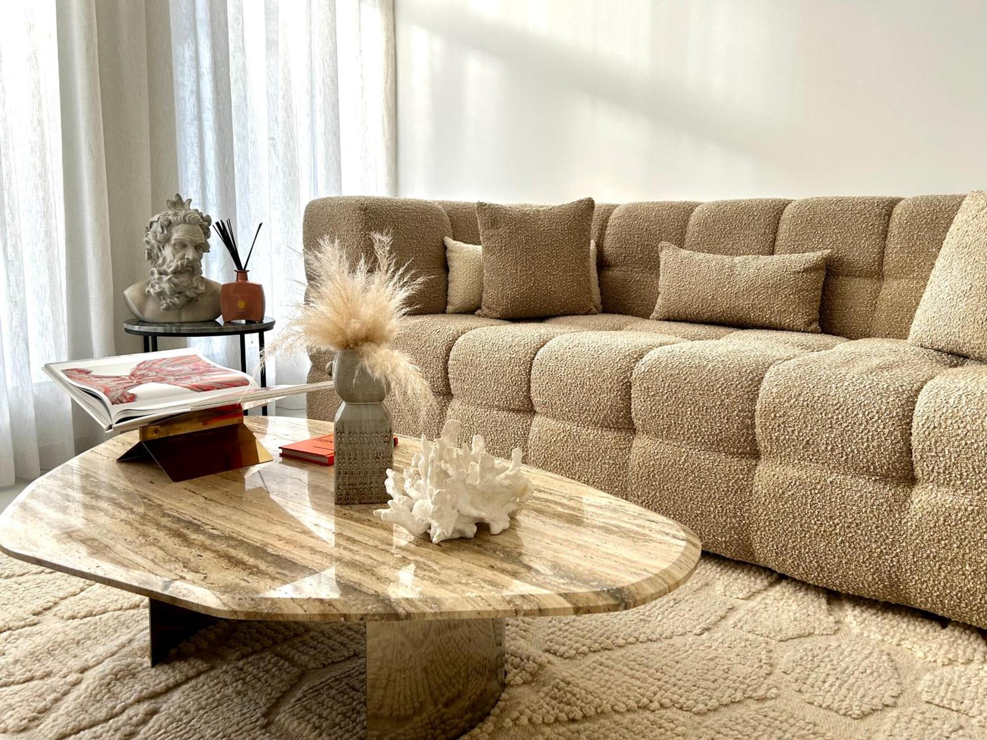 Phoenix Garden Apartment มงส์ ภายนอก รูปภาพ